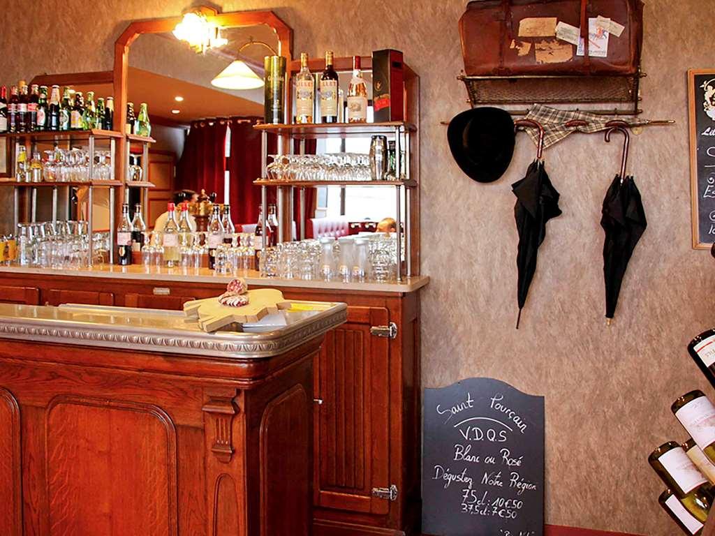 B&B Hotel Montlucon Centre מסעדה תמונה